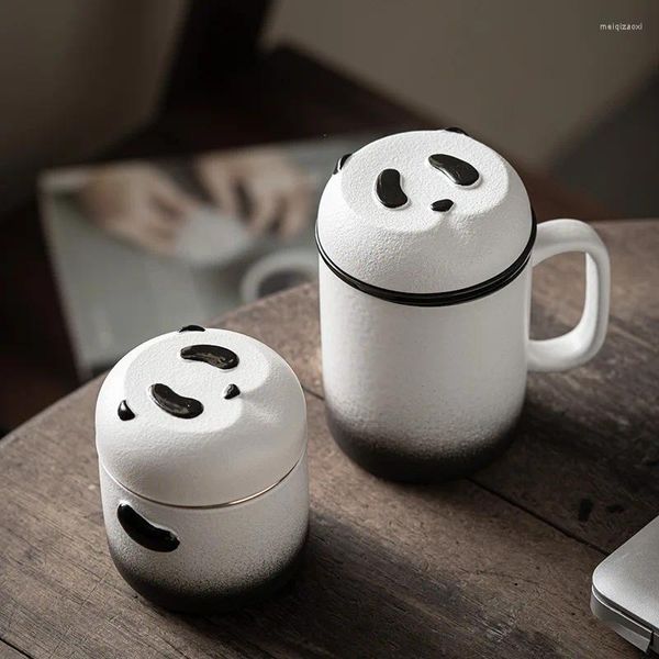 Set di stoviglie per tè Simpatico set di tazze da tè Panda in ceramica Acqua per ufficio con filtro sul coperchio Confezione regalo cinese