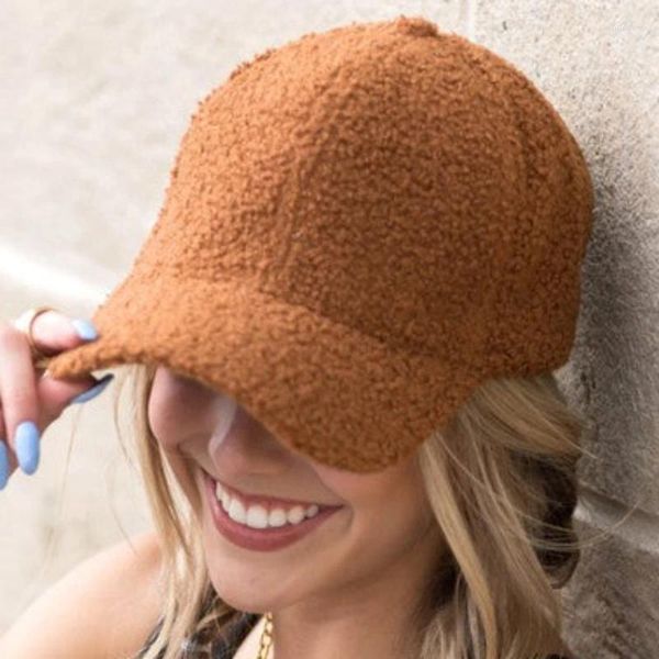 Cappellini da baseball caldo inverno peluche baseball lana di agnello vintage donna uomo cappello da sole ragazze all'aperto addensare cappelli sfocati in pile casual unisex