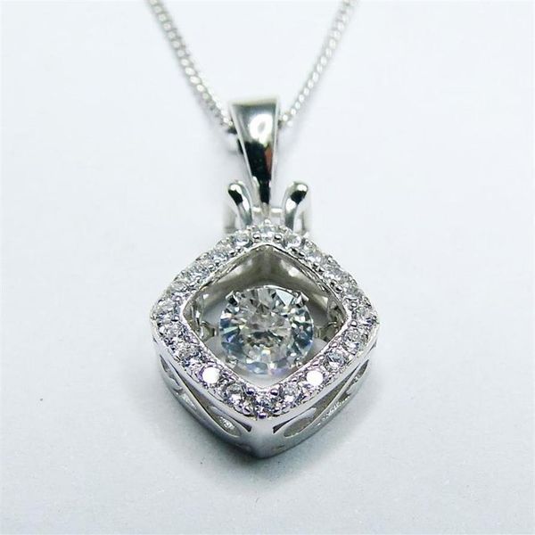 Ciondolo in pietra CZ di alta qualità in argento sterling 925 con diamanti danzanti CZ Collana con pendente da donna per regalo di fidanzamento 210524286c
