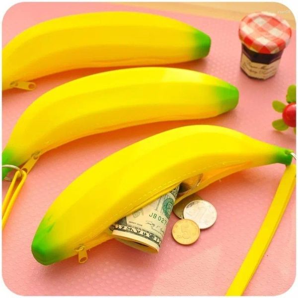Chaveiros 50 pçs / lote Criativo Fruta Mini Silicone Zipper Carteira Chaveiro Bonito Versão Coreana Feminino Estudante Banana Bolsa Chaveiro Ornamento