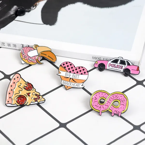 Broschen Benutzerdefinierte Rosa Sammlungen Zombie Pizza Donut Hund Banane Herz BuCar Emaille Pins Revers Abzeichen Geschenk Für Freund Großhandel