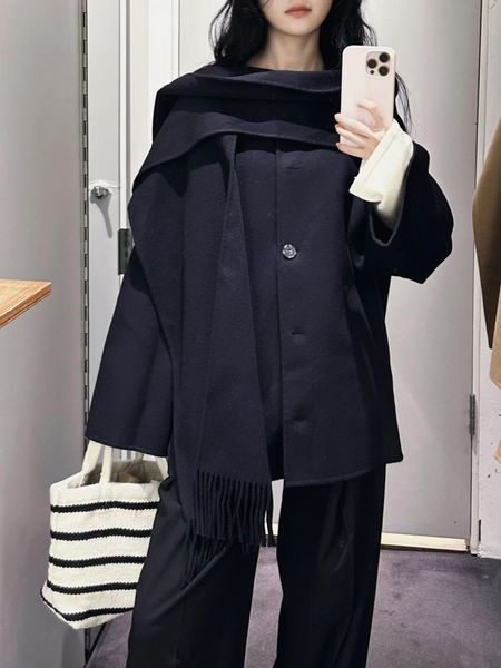 Cappotti con nappe blu scuro moda femminile in lana con sciarpa Chic giacche monopetto a maniche lunghe solide 2023 Capispalla Lady High Street