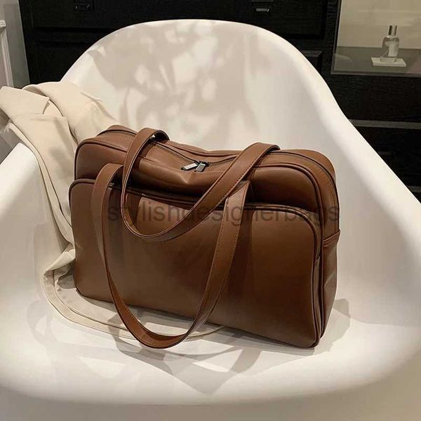 Omuz çantaları Büyük kapasiteli büyük omuz çantaları renk deri deri çanta bayan seyahat basit çanta newstylishdesignerbags