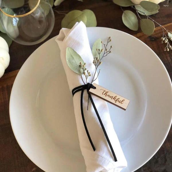 Fontes de festa Etiquetas de agradecimento de casamento personalizadas - Nome personalizado com anel de guardanapo de ação de graças - Uma dúzia de madeira gravada