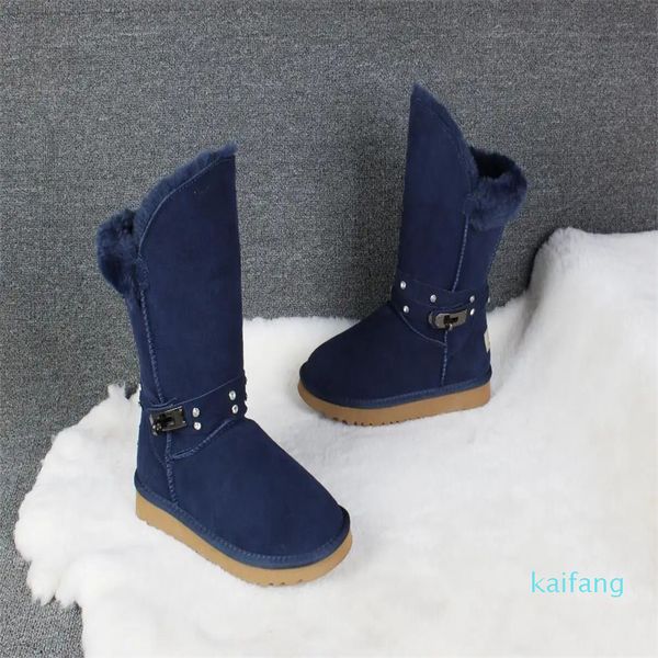 Botas 2023 Austrália Botas de couro alto com rebites Designer Fur Allinone Snow