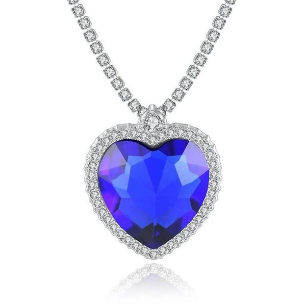 Collana con pendente pendente a forma di pesca a forma di cuore di lusso alla moda di grandi dimensioni con catena di cristallo con catena di colore viola per collane da donna271L