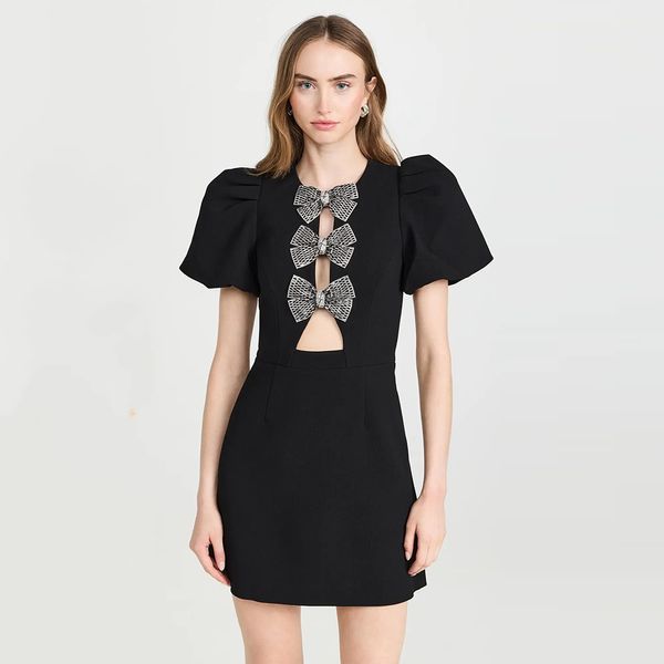 318 2023 Runway-Kleid Frühlings-Herbst-Kleid Marke Gleicher Stil Empire-Rundhalsausschnitt Kurzarm Weiß Schwarz Damenkleid Mode me
