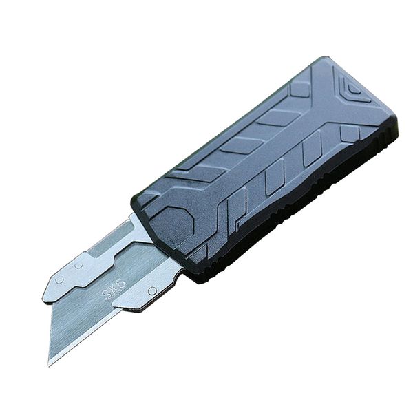 M6677 Automatisches taktisches Messer SK5 Satinklinge CNC-schwarzer Luftfahrt-Aluminiumgriff EDC-Taschenpapierschneidermesser mit 5-teiligen Klingen