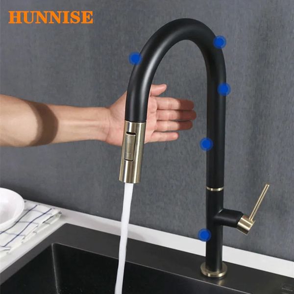 Torneiras de cozinha Matte Black Touch Torneira Chegada Pull Out Mixer Tap Sensível Sensor Control Sink 231019