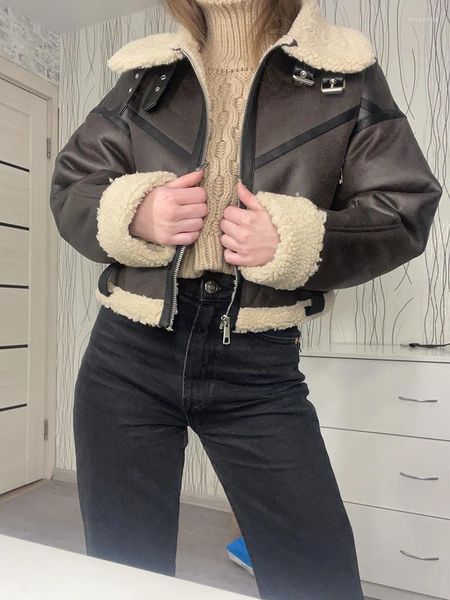 Casacos de trincheira femininos streetwear jaqueta de couro de pele falsa moto biker cordeiro casaco curto com gola inverno quente outwear