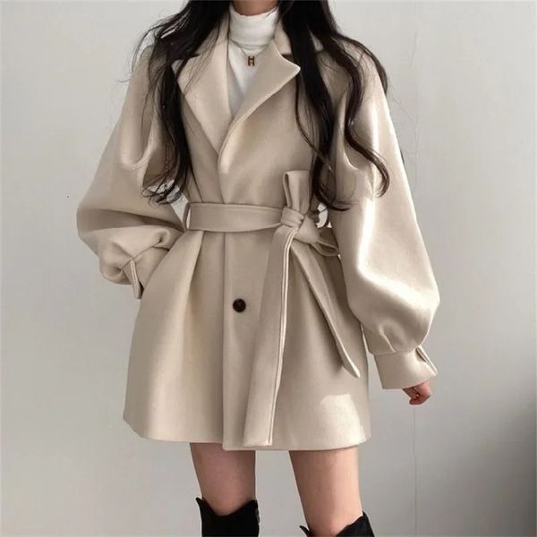Misturas de lã feminina comprimento médio blazer colarinho casaco de lã mulheres com cinto jaqueta de inverno nicho vintage solto moda sobretudo sólido trench coats 231020