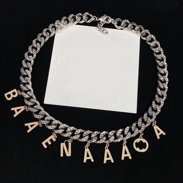 Vintage-Silber-Zirkon-Alphabet-Anhänger mit kubanischem Halsketten-Armband, Mode-Persönlichkeits-Damen-Schmuckset, senden Sie Familie, Freunde, Liebhaber oder ihre besten hochwertigen Geschenke