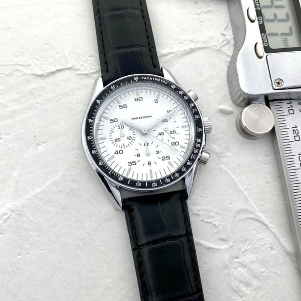 Herrenuhr aus Edelstahl, sechs Stiche, Top-Luxusmarke, 42 mm, alle Zifferblätter, Quarzuhren, OM-Mode-Chronograph, Lederarmband-Stil