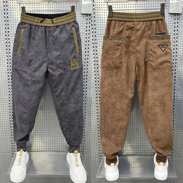 Pantaloni da uomo Pantaloni sportivi in velluto a coste Autunno Inverno Uomo Pantaloni larghi Moda Streetwear Pantaloni Harem maschili casual Pantaloni moda taglie forti 231021