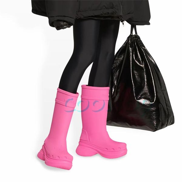 Luxus-Markendesigner Trooper Damen Gummi-Regenstiefel mit quadratischem Kopf, Herren-Klassiker, Schneestiefel, Party-Stiefel, Leder, mattes Wildleder, Lack, Schwarz, Rosa