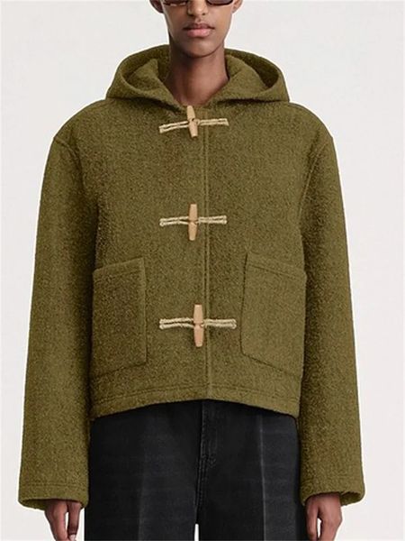 Misto lana da donna Inverno Donna Giacca verde con cappuccio Bottoni in corno di mucca Cappotto corto in lana a maniche lunghe da donna Top con tasche 231020