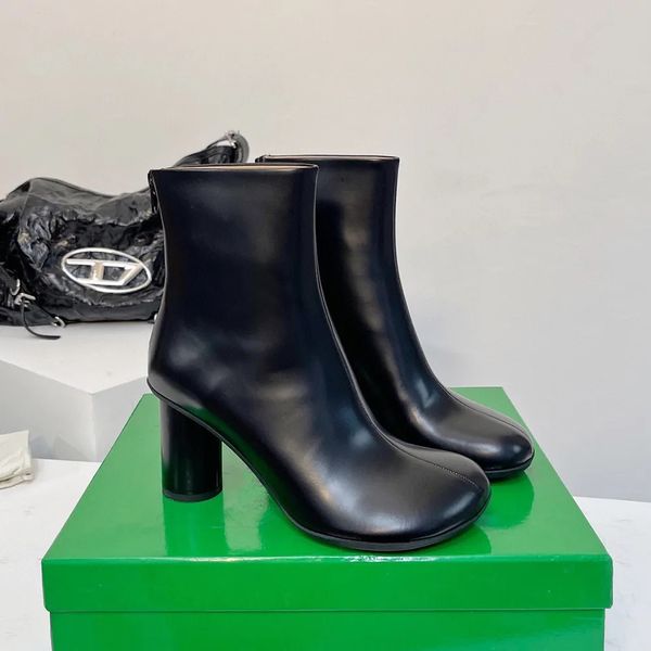 Atomic Stiefeletten mit Absatz, Leder, Stiefeletten mit Zylinderabsatz, Damen-Stiefeletten, runde Zehenkappe, hinterer Reißverschluss, modische Stiefeletten, rutschfeste Zahnsohle, Luxus-Designer, Größe 35–41