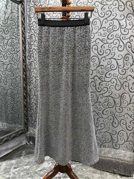 Saias 2023 Mulheres Moda Sexy Casual Contrastante Cor Hip Envoltório Lantejoulas Fishtail Pendulum Super Long Saia Simples 0512