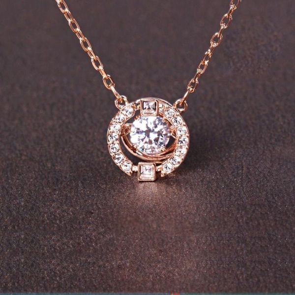 Ожерелье с бьющимся сердцем Ши Хуалуо: легкий, роскошный и маленький женский стиль. Подарок на день рождения на день святого Валентина для подруги: ювелирные изделия-цепочки на воротнике из стерлингового серебра.