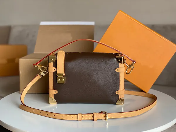 10a Toptan Kozmetik Kutusu Kadınlar İçin Lady Buck Bag Klasik Kozmetik Kılıf Dergisi Kadın Omuz Çantası Tote Çanta Çantası Makyaj Kılıfı M46358