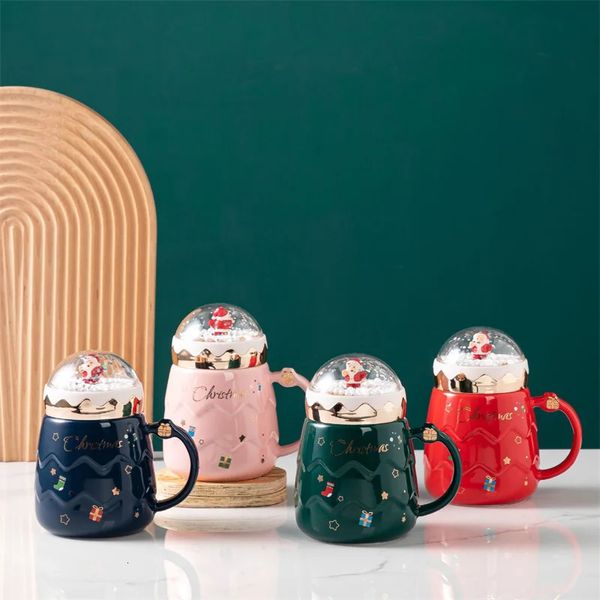 Tazze di Natale Simpatiche figurine di Babbo Natale Tazza di ceramica Creativo Palla di neve Paesaggio Coperchio Regalo di Natale Caffè al latte per ufficio Casa 231023