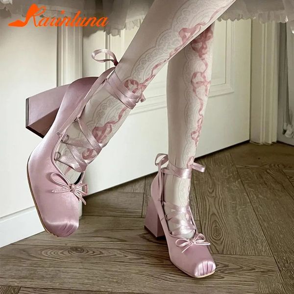 Sapatos de vestido Chunky Heels Lolita Bombas Sapatos Marca Primavera Verão Estilo Francês Elegância Mulheres Bombas Lace Up Ballet Estilo Único Sapatos 231023