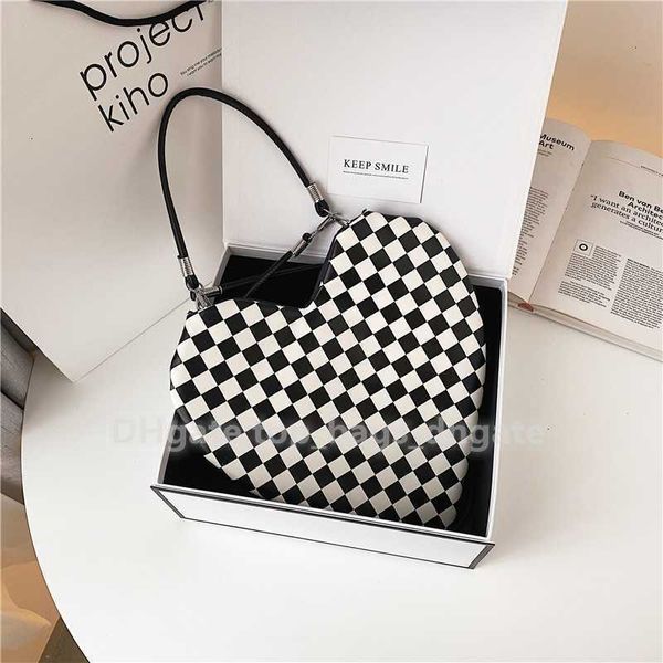 Bolsa para bolsa de qualidade axilas da marca de grife high Heart and Handbag Love Women Plaid Mulheres Crossbody em forma de ombro