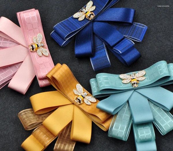 Bow Ties Moda Kadın Kadın El Yapımı Koreli Kore Rüzgar Yakası Çiçek Pimi Düğüm Gömlek Şeridi Broş Tie