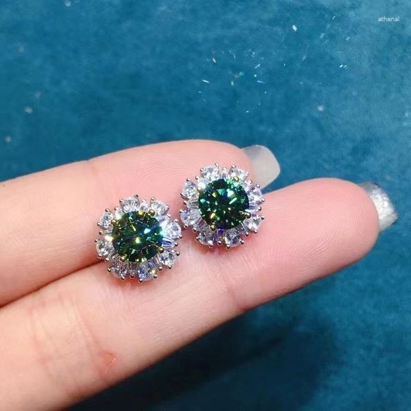 Orecchini a bottone Moissanite verde con diamanti taglio brillante in argento sterling 925 da donna con fiore per la fidanzata, compleanno, breve regalo di moda