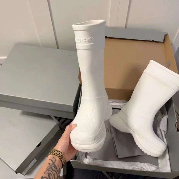 Ayak bileği botları balencihoes botları kırmızı uzun yağmur botları kalın sole su geçirmez anti -slip şövalye botları dg09l