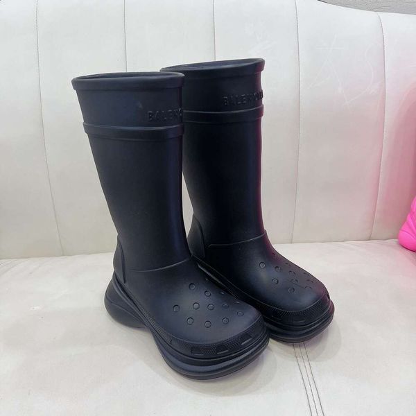 Stivaletti balenciashoes Stivali da pioggia moda da stivali di gomma rossi Stivali moda con suola spessa Stivali al ginocchio LRRBL