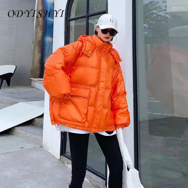 Piumino caldo allentato da donna Cappotto corto in piuma da donna Inverno 2023 Cuciture moda di alta qualità 90 Parka femminile in anatra bianca