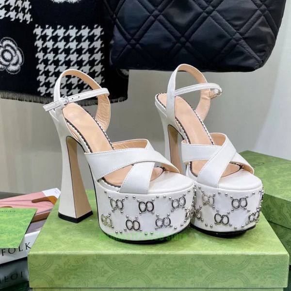 Sandali in pelle di design di lusso da donna piattaforma impermeabile tacchi alti passerelle moda tacchi grossi scarpe da sposa per feste bianche