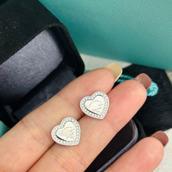 Orecchini di design Orecchini di design di lusso Orecchini di diamanti a forma di cuore Regalo di gioielleria raffinata alla moda con scatola originale