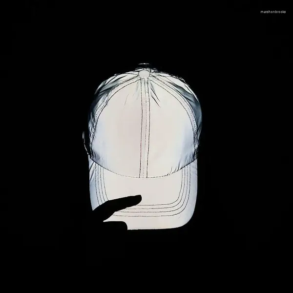 Top Kapaklar Bahar Sonbahar UNISEX Yansıtıcı Pamuk Beyzbol Kapağı Açık Gece Koşu Yol Hafif Kaynak Koyu Binicilik Şapkası Q172