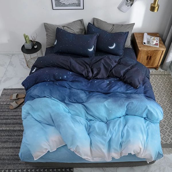 Conjuntos de cama Starry Night Sky Set Lua e Estrela Azul Gradiente Cor Consolador King Size Cama Folha Fronhas Capa de Edredão 231023