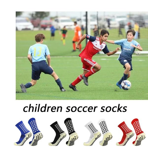 Calzini sportivi 3540 calzini sportivi da calcio traspiranti per bambini quadrati in silicone antiscivolo calcio 231023