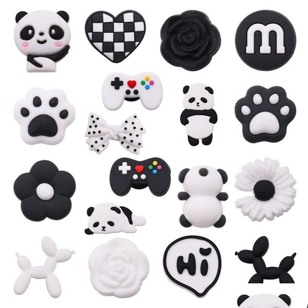 Accessori per parti di scarpe Commercio all'ingrosso 100 pezzi in PVC Kawaii cioccolato nero cuore fiore gioco maniglia charms decorazioni fibbia per il braccialetto Dhsec