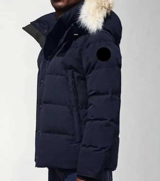 Canada Piumini Uomo Designer Vera pelliccia di coyote Outdoor Wyndham Giacca a vento Jassen Capispalla con cappuccio Fourrure Manteau Piumino Cappotto V23