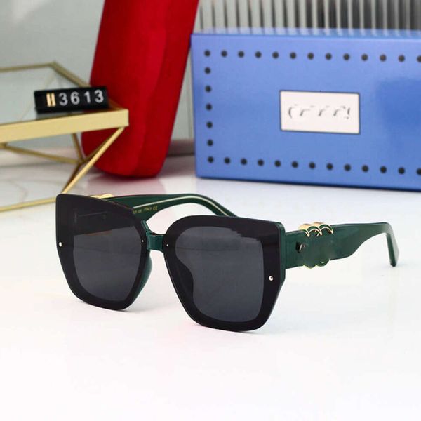 Desginer gucc 2023 Nuovi occhiali da sole Net Occhiali da sole rossi Street Photo Glasses Box Donna Occhiali da sole da uomo