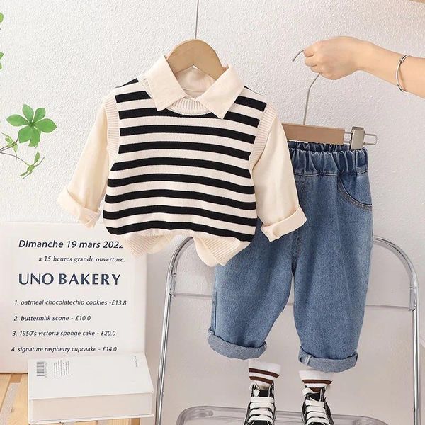 Conjuntos de roupas Outono Crianças 3 Pcs Set Moda Stripe Malha Colete Tops Camisa de Algodão Casual Solto Jeans Coreano Meninos Meninas Terno