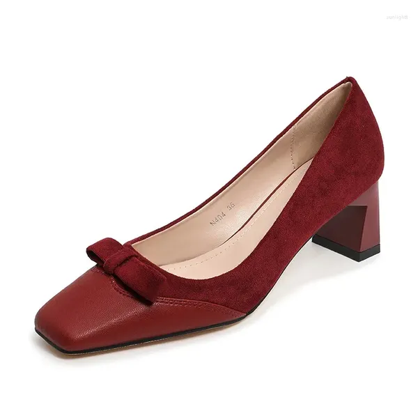 Модельные туфли, элегантные женские туфли на высоком каблуке в стиле ретро, весна-осень 2023, модный толстый каблук с квадратным носком, размер 34–39