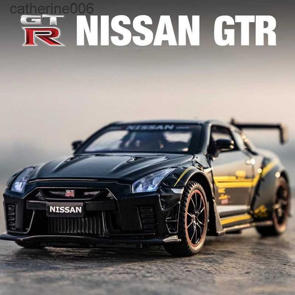 Outros brinquedos 1 32 Nissan GTR R35 Racing Car Model Scale Crianças Crianças Brinquedos Carro 1/24 Diecast Toy Vehicles Sound and Light Boys Car GiftL231024