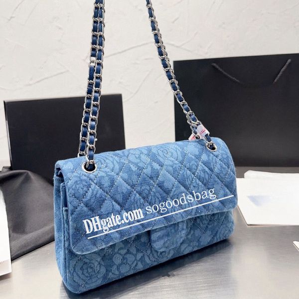 Borsa firmata Borsa con patta Borsa vintage CC Borsa a mano blu scuro Denim Catena dorata Tracolle hardware Borsa da donna di lusso Borsa da sella Borsa tote Portafogli firmati