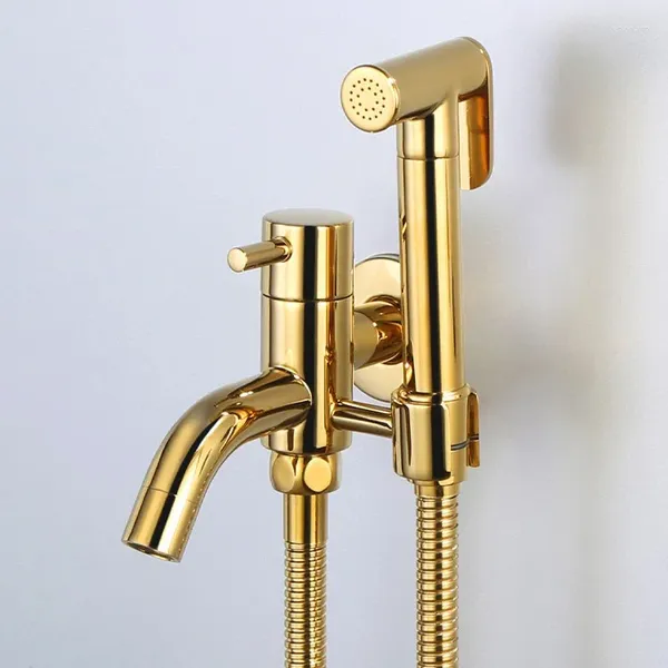 Banyo aksesuar seti altın tüm bakır paspas havuzu musluk ile sprey tabancalı basınçlı yıkama banyo balkonu genişletilmiş sıçrama geçirmez