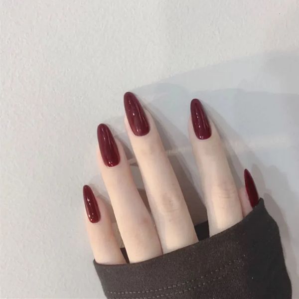 Unhas Falsas 24pcsBox Long Stiletto Unhas Falsas com Cola Vermelho Nude Rosa Branco MilkTea Cor Jelly Nails Dicas Cobertura Completa Imprensa em Unhas 231024