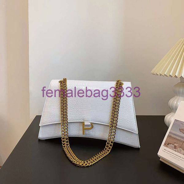 Borsa a clessidra con diamanti flash moda rosa borsa rossa con una spalla obliqua piccola borsa a catena da donna