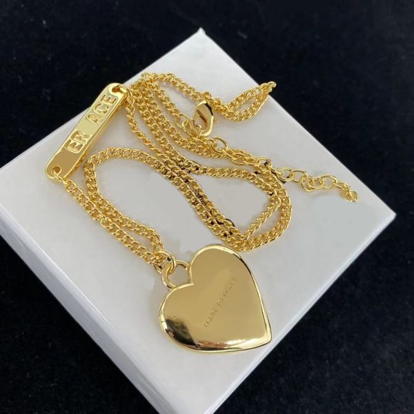 Exquisite Luxus-Halskette mit herzförmigem Anhänger aus Gold, Modemarken-Designer-Halskette für Frauen, Valentinstag-Geschenkschmuck
