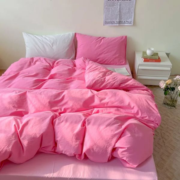 Set di biancheria da letto Serie rosa Set morbido stampato Copripiumino Biancheria da letto Copriletto in poliestere Federe Lenzuola piatte Set piumino per ragazze 231025