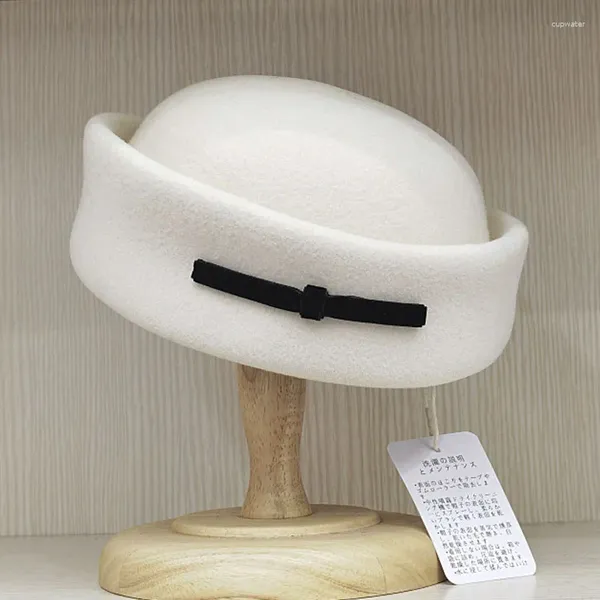 Berets Wolle Fedora Hut für Frauen Pillbox Hüte Baskenmütze im französischen Stil Hochzeit Fascinator Schwarzer Filz Bowler Cocktail